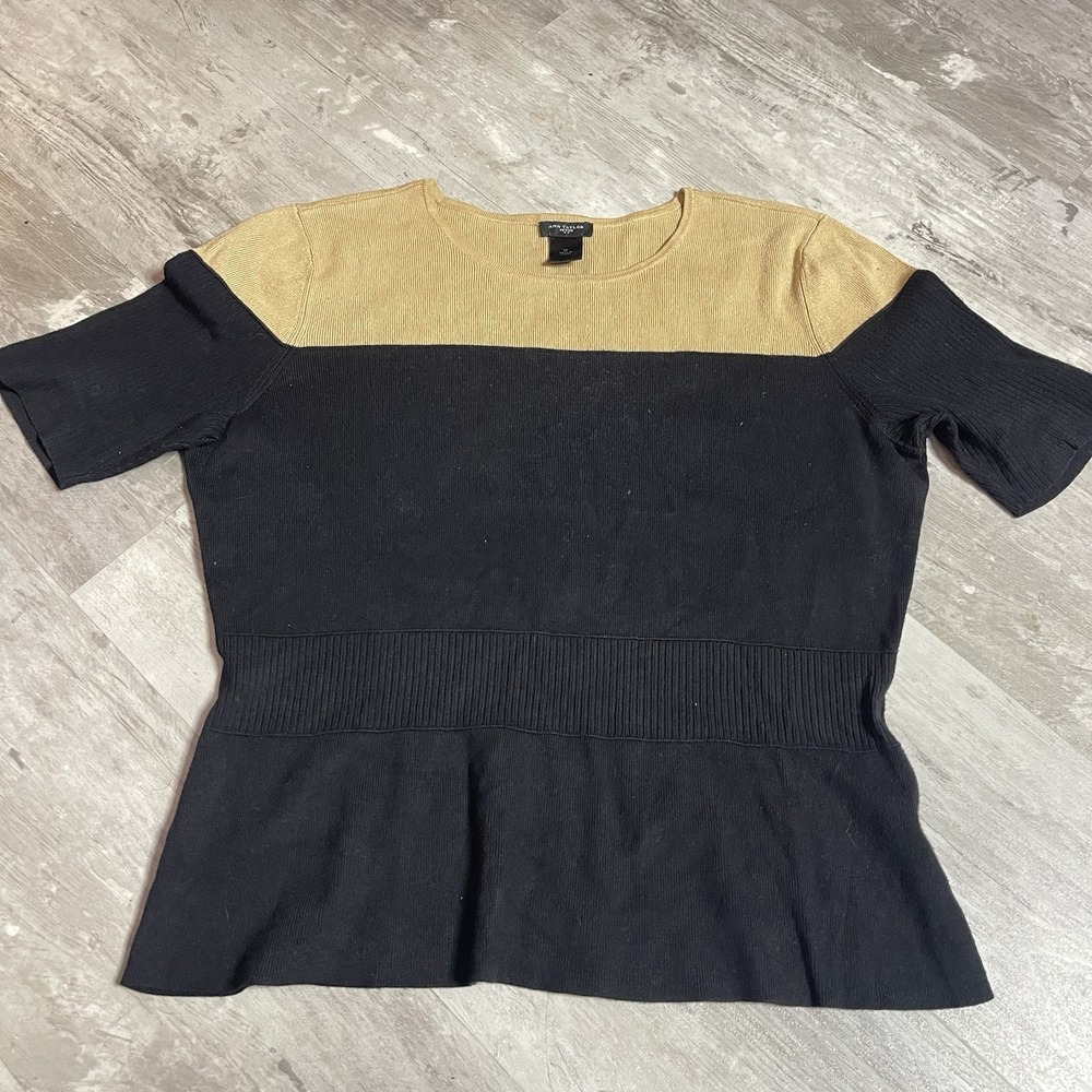 Ann Taylor Womans Blouse Top Black Petites Large Solid Short Sleeve Z-333